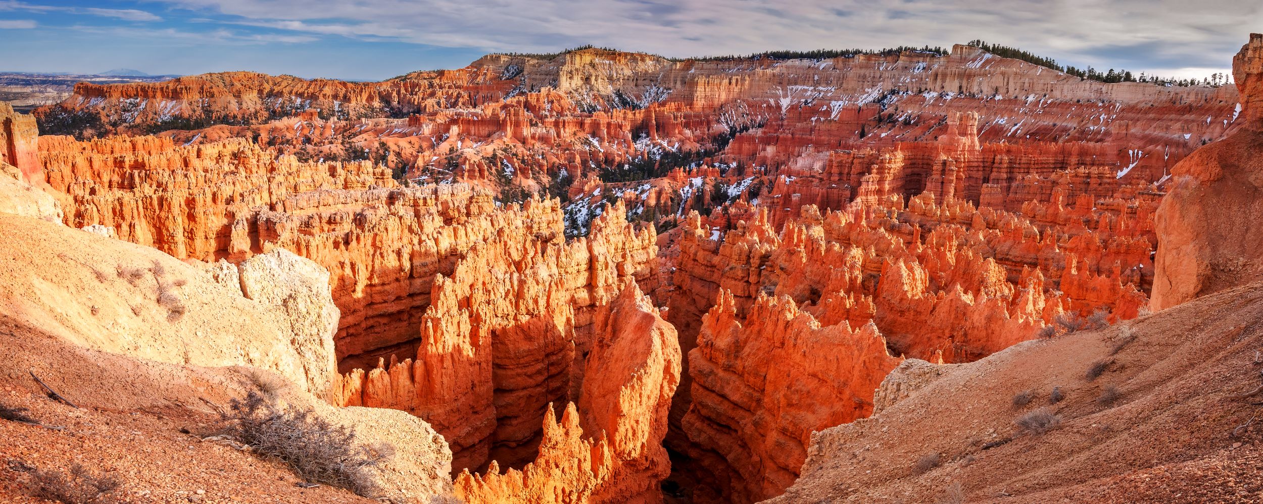 A view of Bryce Canyon.